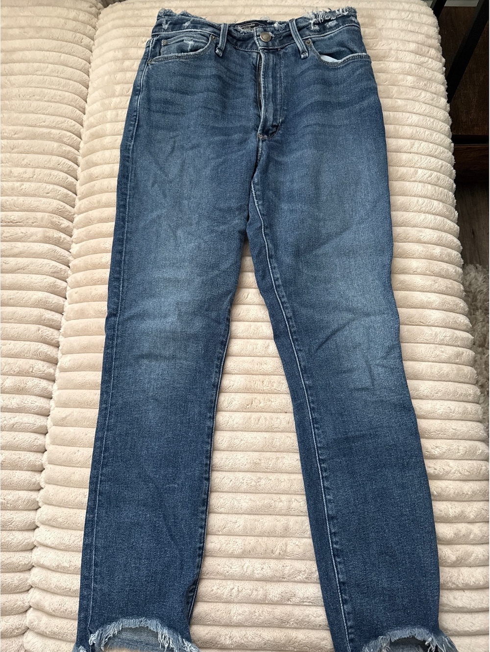 American Eagle Strigid Mom Jean size 0